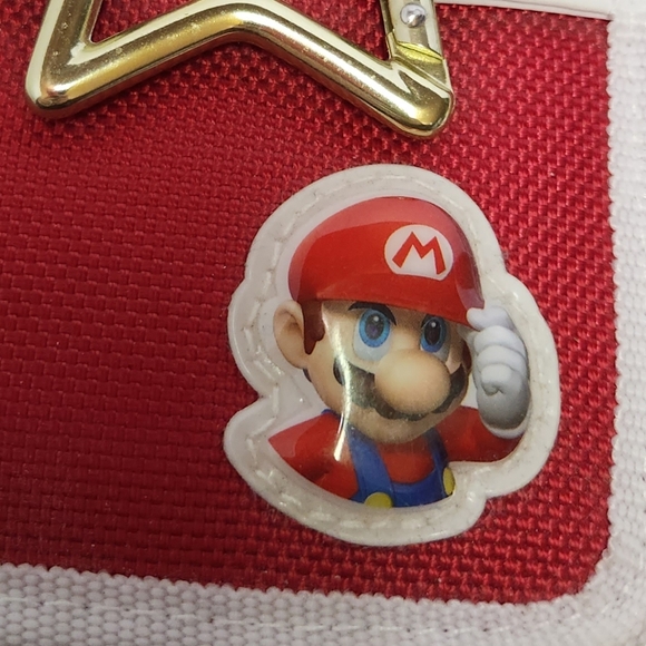 Nintendo Super Mario DS Switch Game Storage Book Red Carrier - Picture 5 of 5